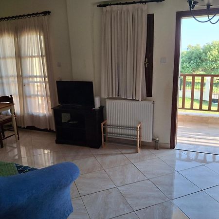 Apartments Giannis Метаморфоси Екстериор снимка
