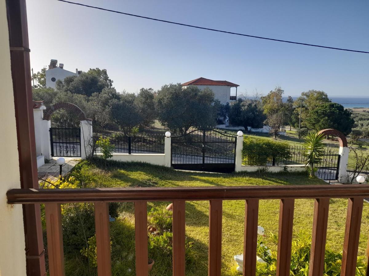 Apartments Giannis Метаморфоси Екстериор снимка