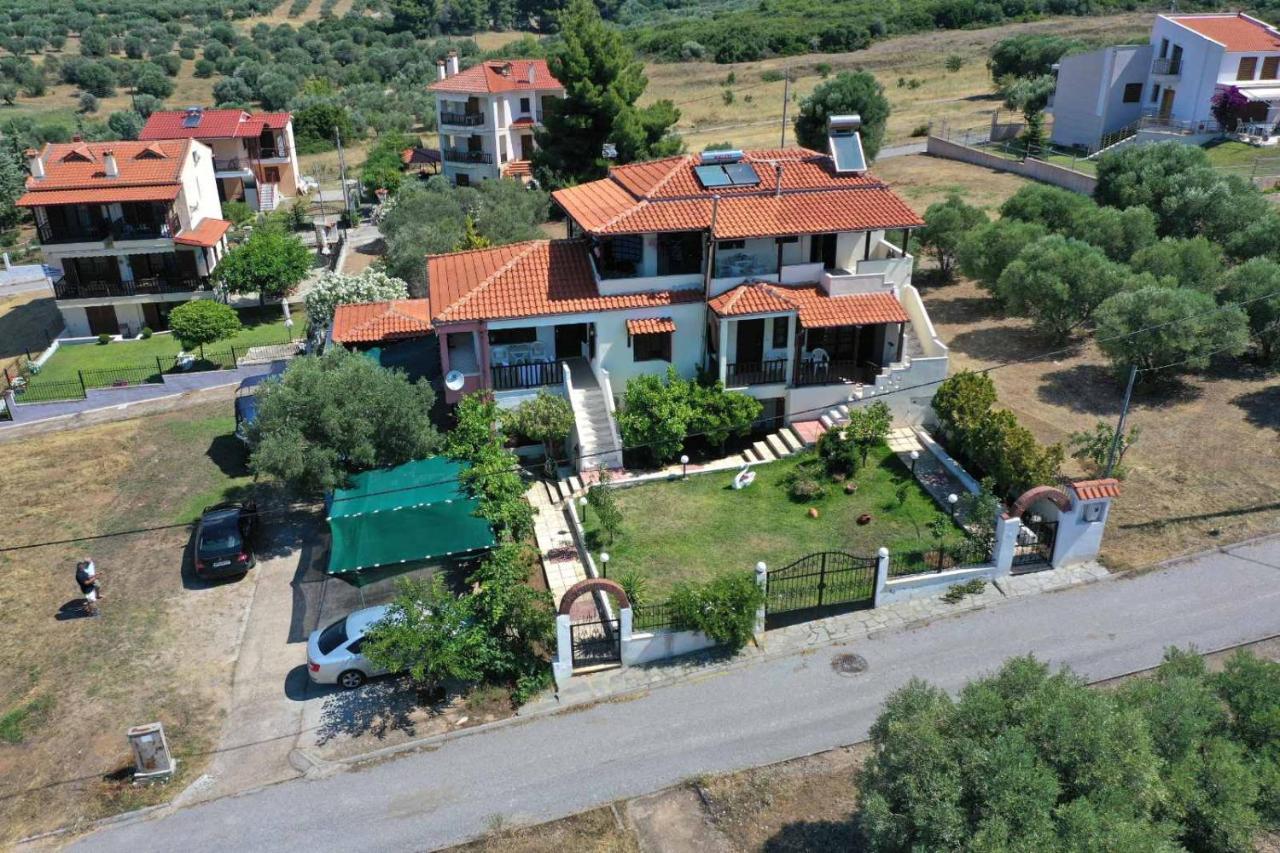 Apartments Giannis Метаморфоси Екстериор снимка